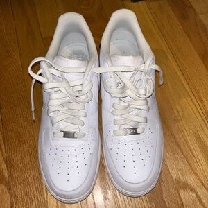 Barely used men’s Air Force ones